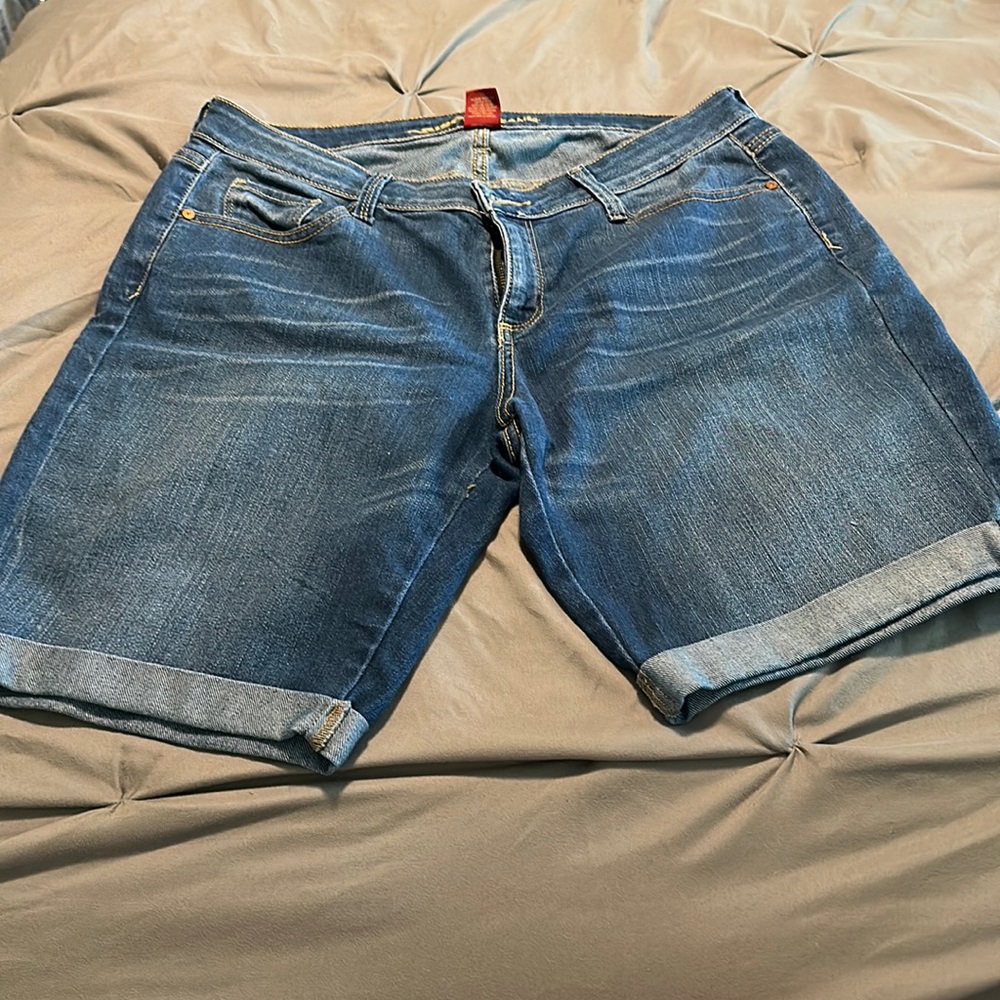 Arizona shorts